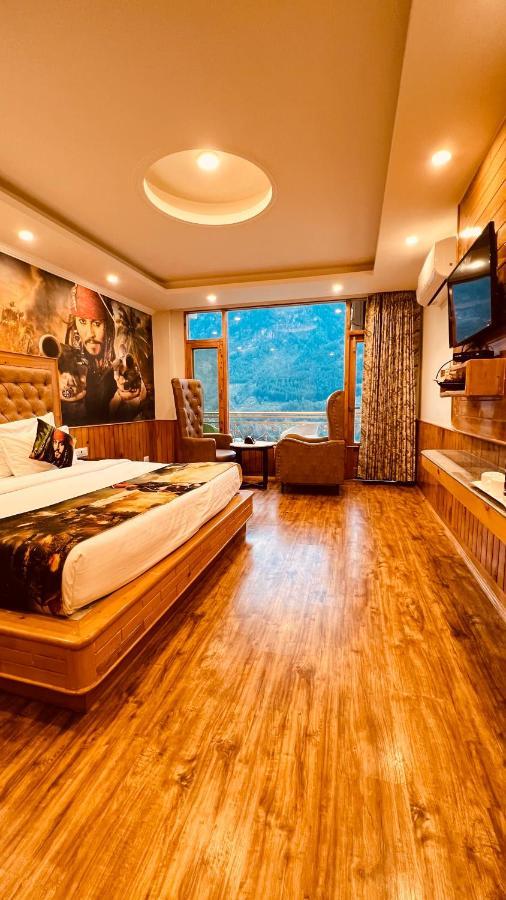 Smuggler Resort By West Western Near To Mall Road & Hadimba Temple # Swimming Pool#Free Pick From Volvo Bus Stand Manāli Dış mekan fotoğraf