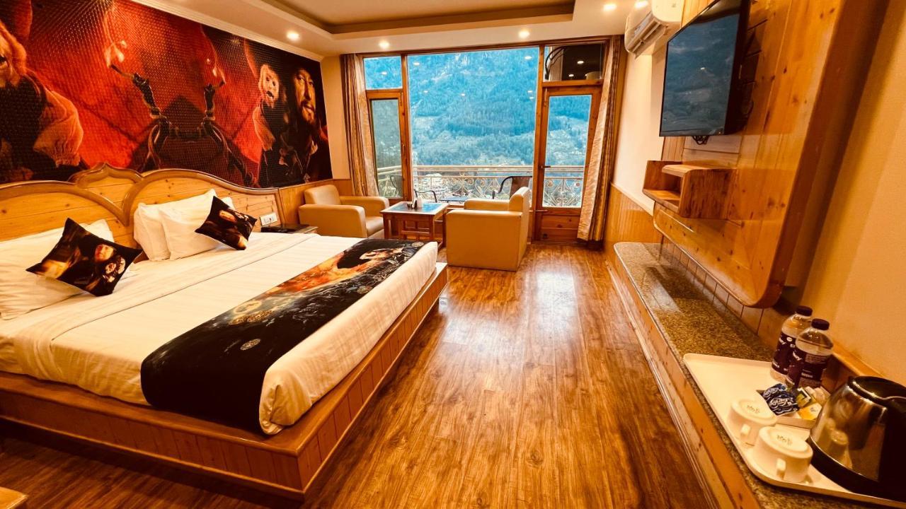 Smuggler Resort By West Western Near To Mall Road & Hadimba Temple # Swimming Pool#Free Pick From Volvo Bus Stand Manāli Dış mekan fotoğraf
